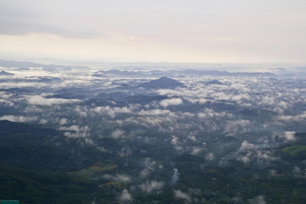 Wayanad Gate Resort マナンタバディー エクステリア 写真